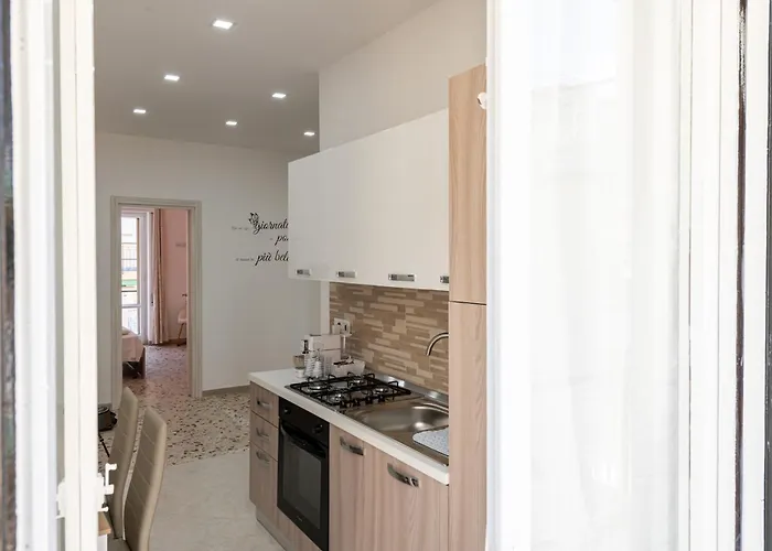 Апартаменты Sea Breeze *